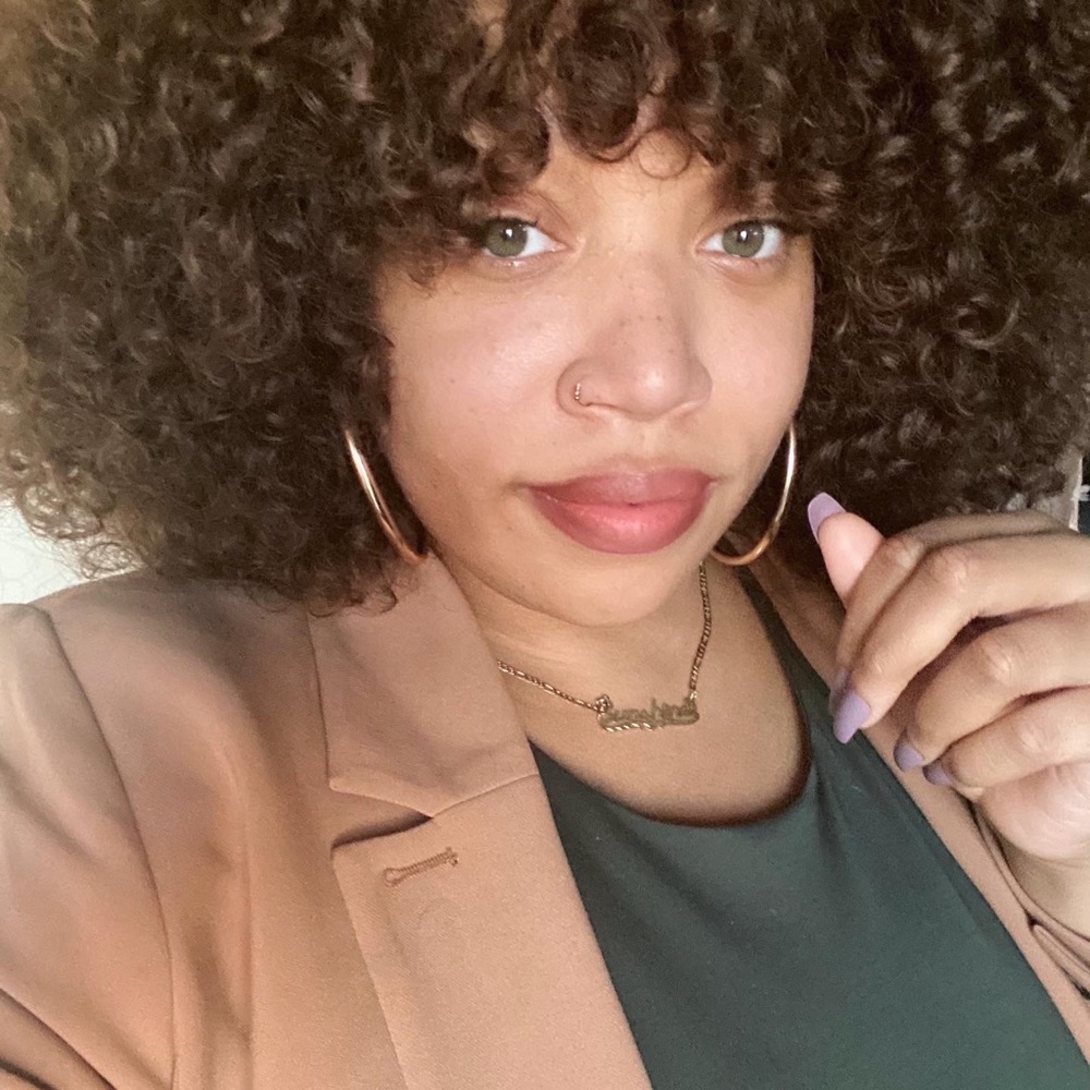 Meet your Posher, Sunny B